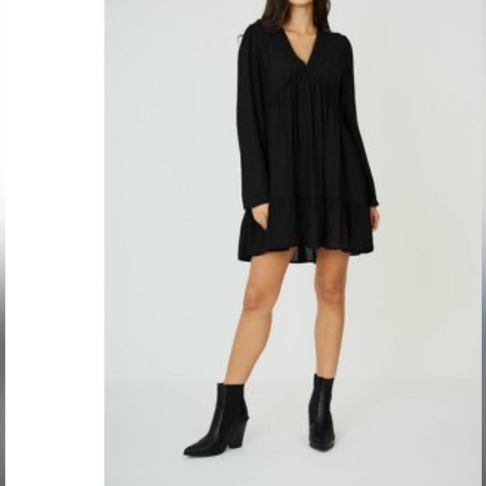 Black Free People Dress Women's Medium Black Tiered Mini Rayon Linen Long Sleeve